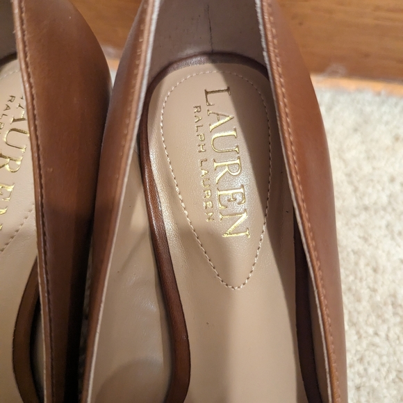 Lauren Ralph Lauren Size 5B Tan Leather Pumps - Picture 3 of 8